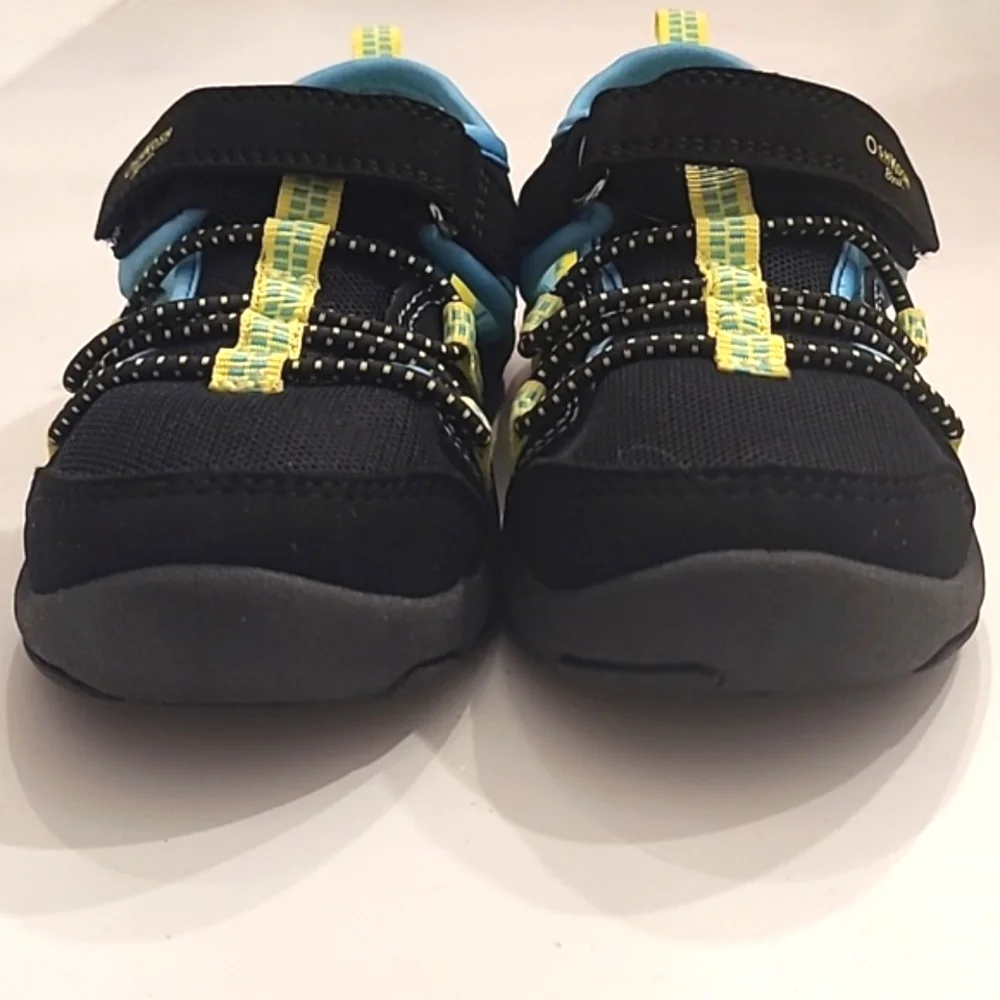 OshKosh B'Gosh Marina Sandal Unisex Mesh Sneaker Closed Toe Bungee Accents Sz 9